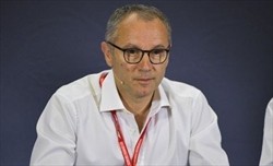 Guerra di potere in F1: chi ruberà lo scettro a Domenicali? - Guerra di potere in F1: chi ruberà lo scettro a Domenicali?