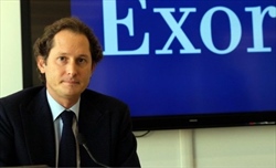 Guerra in casa Ferrari, a John Elkann la prima vittoria - Guerra in casa Ferrari, a John Elkann la prima vittoria
