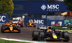 Guerra in F1, Red Bull contro Ferrari e McLaren: il motivo