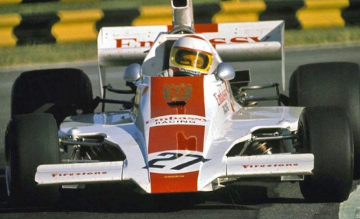 Guy Edwards: l’uomo che ha insegnato al motorsport come sopravvivere