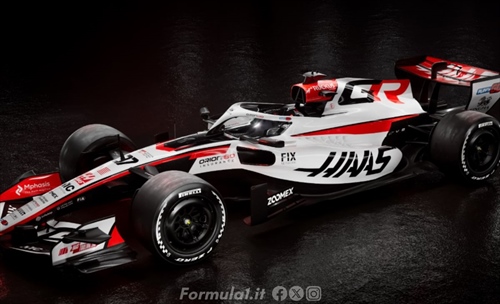 Haas cambia pelle: svelata la VF-26, domina il bianco - Haas cambia pelle: svelata la VF-26, domina il bianco