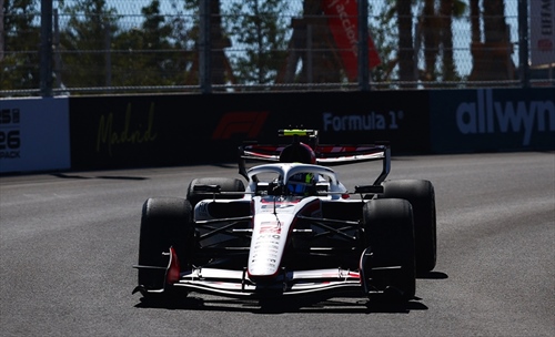 Haas, il Madring sorride: Bearman e Ocon ritrovano fiducia dopo un venerdì solido