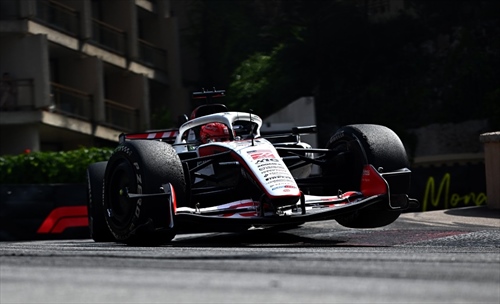 Haas resiste a Monaco: Ocon conquista una P9 di carattere, Bearman travolto dal caos  