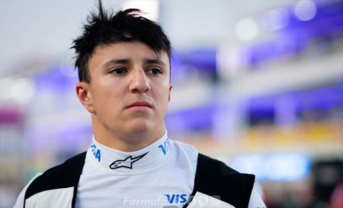 Hadjar entusiasta: «La macchina è davvero buona, contento del P6»