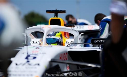 Red Bull? Hadjar sorprende: «Non mi sento ancora pronto» - Hadjar sulla possibilità d'approdo in Red Bull: «Non mi sento pronto»