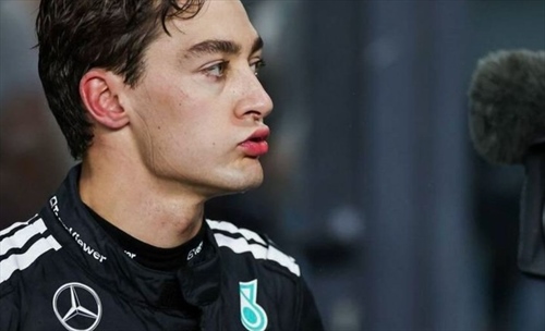 «Hai 46 anni?». La risposta di una bambina spiazza George Russell - «Hai 46 anni?». La risposta di una bambina spiazza George Russell