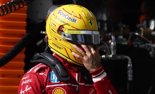 Hamilton 18esimo nella Sprint Qualifying: «È frustrante, non ho molto altro da dire»