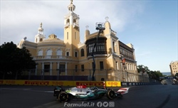 Hamilton: «Abbiamo effettuato un esperimento per attenuare il porpoising sulla W13»
