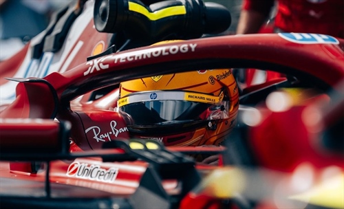 Hamilton, Antonelli e Alonso partono dalla pitlane: cambio di set up 