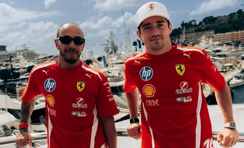Hamilton celebra, Leclerc si ferma: due storie diverse nella stessa Ferrari