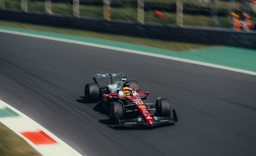 Hamilton e Ferrari: piccoli progressi, grandi speranze - Hamilton e Ferrari: piccoli progressi, grandi speranze