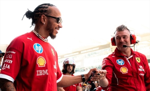 Hamilton e la Ferrari sono legati da un contratto d'acciaio