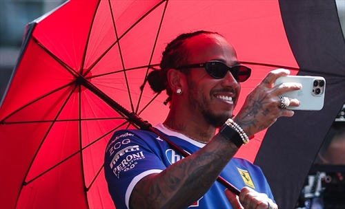 Hamilton felice dopo  Monza: «Un’energia elettrizzante, grato per ogni momento»