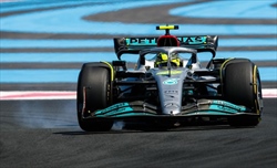 Hamilton: «Ferrari e Red Bull lontane, ma in gara possiamo lottare. Novità anche in Ungheria» - Hamilton: «Ferrari e Red Bull ancora lontane, ma in gara possiamo lottare. Novità in Ungheria»