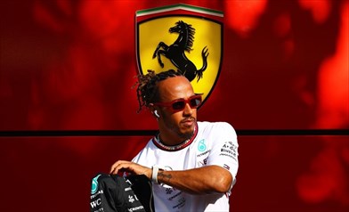 Hamilton-Ferrari, Stewart: «Lewis ha talento, ma sarà dura. Ecco cosa lo ha convinto» - Hamilton-Ferrari, Stewart: «Lewis ha talento, ma sarà dura. Ecco cosa lo ha convinto«