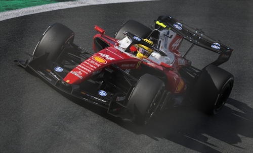 Hamilton furioso con la Ferrari: «Senza Charles avrei superato Russell»