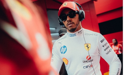 Hamilton ha contribuito ai Mondiali di calcio: il simpatico retroscena - Hamilton ha contribuito ai Mondiali di calcio: il simpatico retroscena