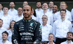 Hamilton, il suo futuro resta incerto: la chiave è l'esito dell'inchiesta su Abu Dhabi