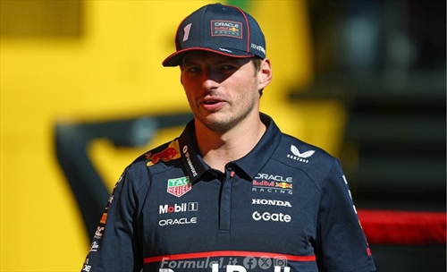 Hamilton in crisi, Verstappen: cambiare team «non può essere una decisione emotiva»