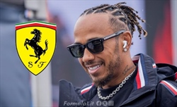 «Hamilton in Ferrari? Potrà guidare come Verstappen»: la previsione di Villeneuve