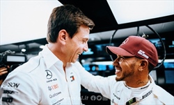 Hamilton in scadenza di contratto, Wolff: «Un argomento che dovremo affrontare» - Hamilton in scadenza di contratto, Wolff: «Un argomento che dovremo affrontare»