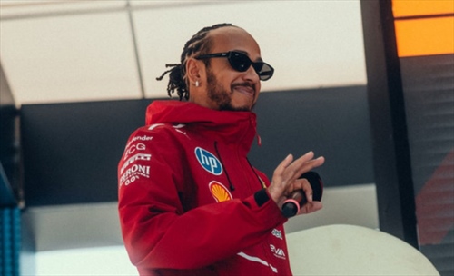 Hamilton, la Ferrari fa emergere un lato raffazzonato e sconveniente del pilota