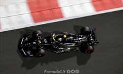 Hamilton: «La Red Bull non ha sviluppato la macchina da agosto, è preoccupante» - Hamilton: «La Red Bull non ha toccato la macchina da agosto, è sicuramente preoccupante»
