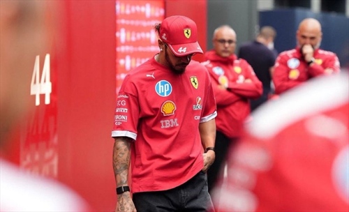 Hamilton mesto: «La mia stagione peggiore. Dietro stanno succedendo cose...»