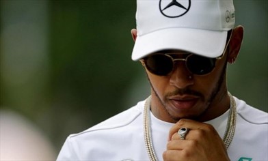 Hamilton: non siamo competitivi e non abbiamo grip - Hamilton: non siamo competitivi e non abbiamo grip