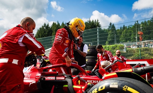 Hamilton non sorprende Ralf Schumacher: «Forse è troppo vecchio per adattarsi»