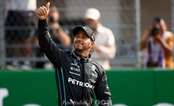 Mercedes: Hamilton pronto a rinnovare, ma a determinate condizioni. Ecco quali - Hamilton, pronto a rinnovare con Mercedes. Ma solo ad una condizione...