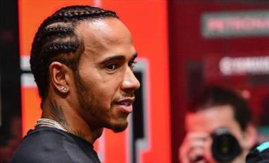 Hamilton, Silverstone è unica, Verstappen? qualcuno vuole attenzione  - Hamilton, qui atmosfera unica, Verstappen? qualcuno vuole attenzione 