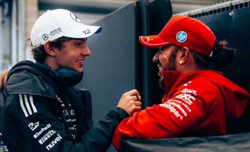 Hamilton rincuora Antonelli dopo le qualifiche: il messaggio del campione 