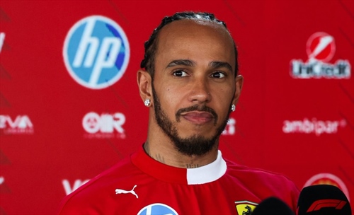 Hamilton si ritroverà a riflettere su un fatto imprescindibile in Ferrari - Hamilton si ritroverà a riflettere su un fatto imprescindibile in Ferrari