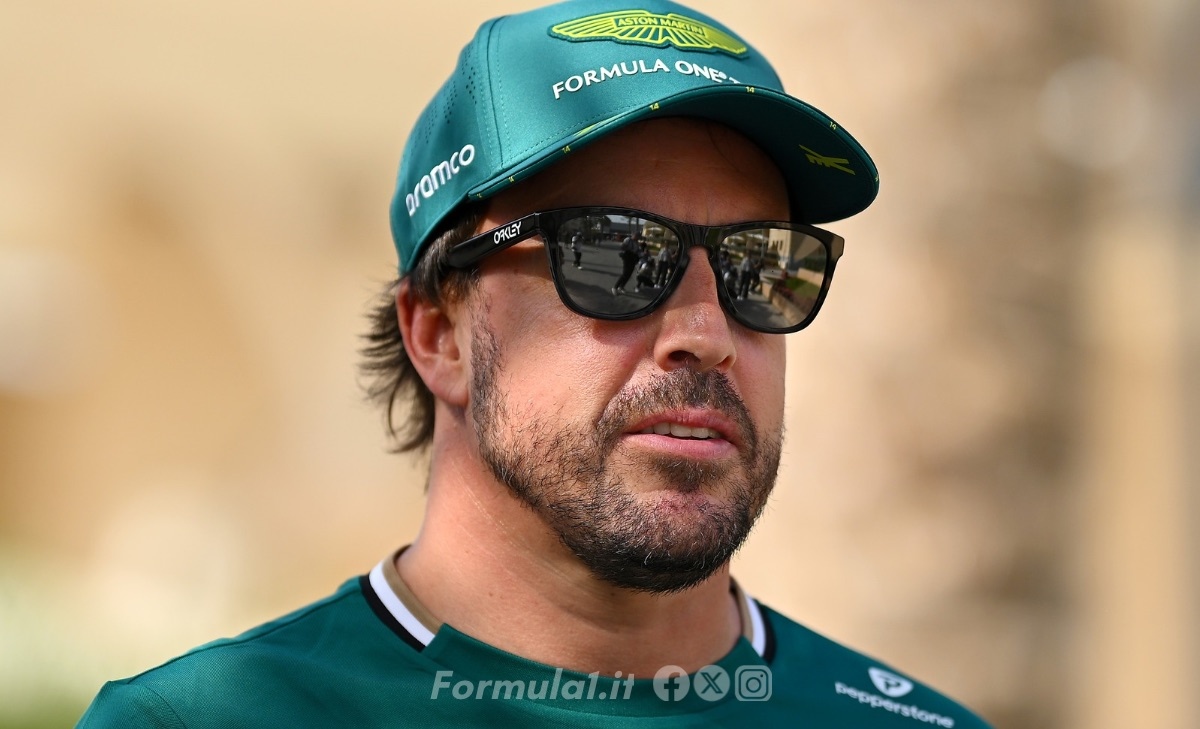 «Hanno fermato la gara solo per aiutare Hamilton»: l’attacco di Alonso
