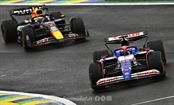 Hill sulla line-up Red Bull 2025: «Io avrei scelto Sainz, ma non andrà così» - Hill sulla line-up Red Bull 2025: «Io avrei scelto Sainz, ma andrà così»