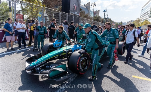 Honda ormai sotto accusa: Alonso e la Aston erano da pole a Sepang - Honda ormai sotto accusa: Alonso e la Aston erano da pole a Sepang.