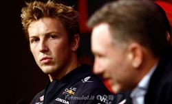 Horner cerca goffamente di togliere pressione su Lawson: «Battere Verstappen? Sarebbe fantastico» - Horner cerca goffamente di togliere pressione su Lawson: «Battere Verstappen? Sarebbe fantastico»