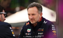 Red Bull, Horner: «Cina pista impegnativa. Ferrari sarà un rivale» - Horner: «Cina pista impegnativa per l'anteriore sinistra. Ferrari sarà un rivale»