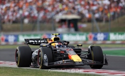 Horner elogia Perez dopo l'Ungheria: «Ritmo simile alle McLaren. È stata una delle sue gare migliori» - Horner elogia Perez dopo l'Ungheria: «Ritmo simile alle McLaren. È stata una delle sue gare migliori»