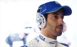 Horner ha ancora fiducia in Ricciardo: «Daniel tornerà a sorridere» - Horner ha ancora fiducia in Ricciardo: «Daniel tornerà a sorridere»