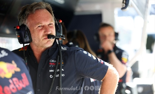 Horner incredulo: «Piastri incollato ai f**** scarichi senza problemi»