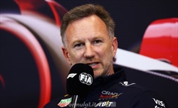 Red Bull, Horner: «La macchina ha vinto cinque gare, non è cattiva. Sarà una maratona» - Horner: «La macchina ha vinto cinque gare, non è cattiva. Quest'anno sarà una maratona»