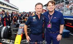 Horner: «La sfida più grande della mia carriera è in corso»