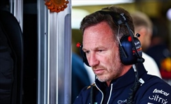 Horner: «Max ha raccolto un detrito».I danni non sono l'unica causa della perdita del ritmo