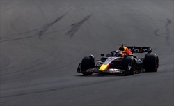 Horner: «Max ha raccolto un detrito». I danni non sono l'unica causa della perdita del ritmo - Horner: «Max ha raccolto un detrito».I danni non sono l'unica causa della perdita del ritmo