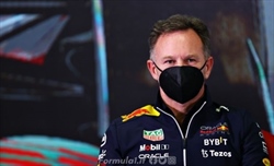 Horner smentisce Hamilton: Nessun commissario viaggia coi piloti, e non c'è alcun pregiudizio - Horner risponde ad Hamilton: