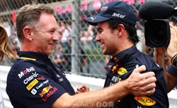 Horner risponde alle critiche di Verstappen Sr: «I padri non sono mai obiettivi» - Horner risponde alle critiche di Verstappen Sr: «I padri non sono mai obiettivi»