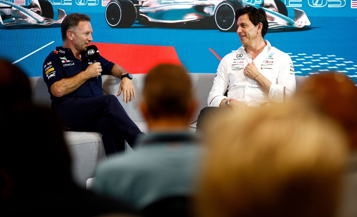 Horner scrive a Wolff dopo il licenziamento: il contenuto del messaggio  Horner scrive a Wolff dopo il licenziamento: il contenuto del messaggio