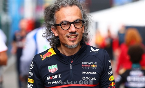 I piloti VCARB omaggiano Mekies. Hadjar: «Una triste notizia», Lawson: «Perfetto per Red Bull»